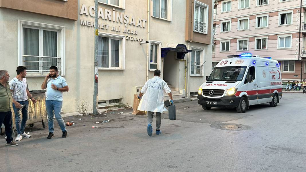 Kütahya'da aile faciası! Annesini ve üvey babasını katletti - Resim: 15